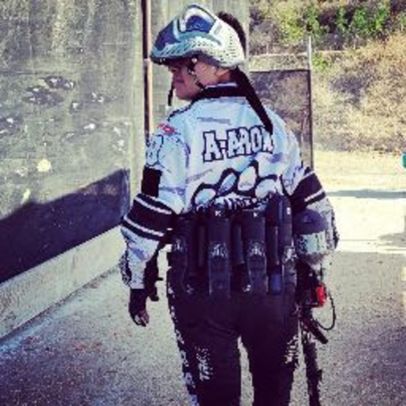 Meet your Posher, Super - Picture 1 of 1